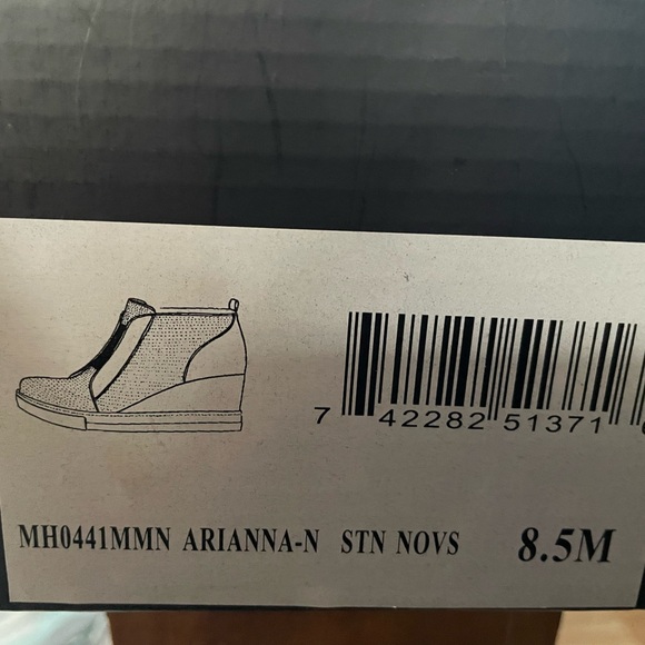 Mia Arianna Slip-on High Top Wedge Sneakers 8.5 ~ NWT - Picture 6 of 6